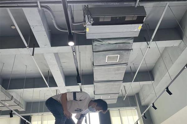 空调清洗过滤网就制冷了吗？